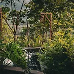 Xieng Retreat