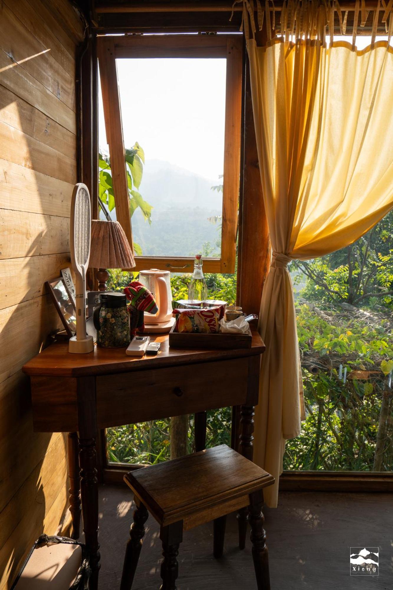 Xieng Retreat *